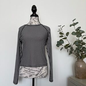 Ardene Houndstooth Long-sleeve Top - Size L
